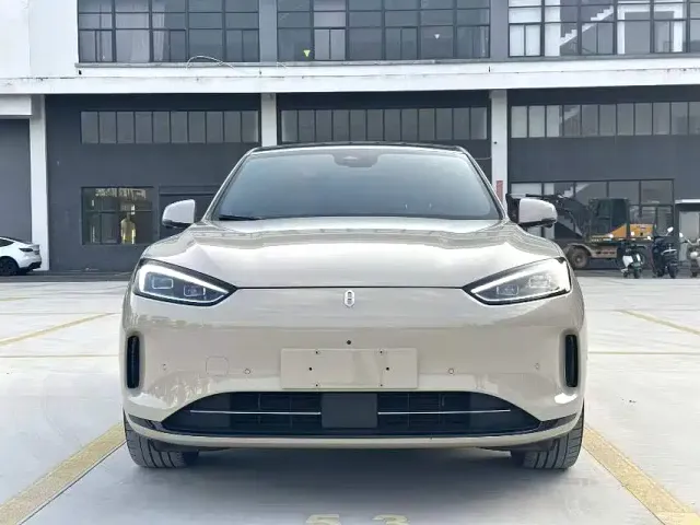 Aito M5 — Фото автомобиля 2
