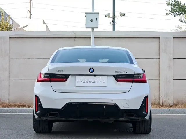 BMW 3 Series — Фото автомобиля 5