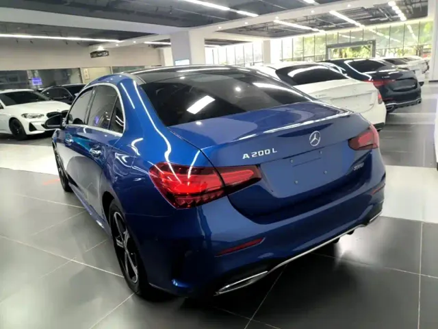 Mercedes-Benz A-Class — Фото автомобиля 4
