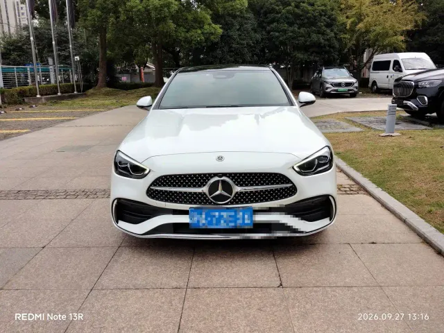 Mercedes-Benz C-Class — Фото автомобиля 2