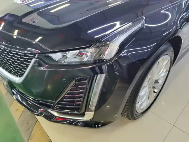 Cadillac CT5 — Фото автомобиля 23
