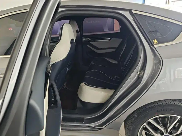 BYD Qin PLUS — Фото автомобиля 10