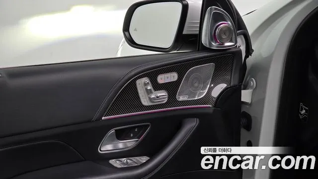 Mercedes-Benz GLE-Class — Фото автомобиля 17