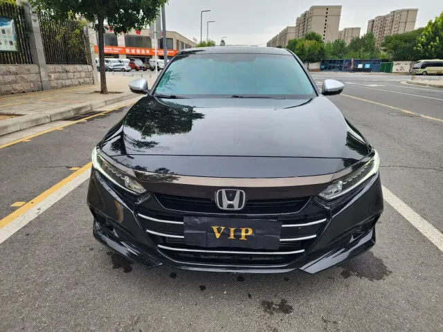 Honda Accord — Фото автомобиля 2