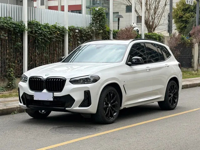 Фотография автомобиля — BMW X3