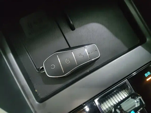 BYD Song PLUS — Фото автомобиля 8