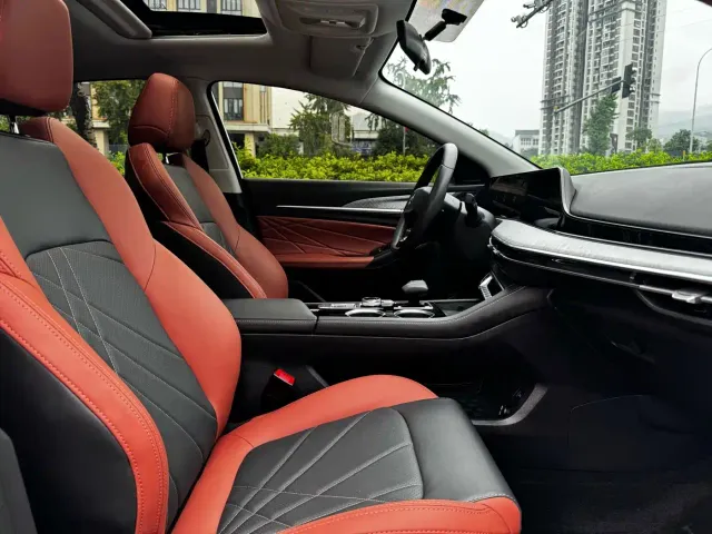 Changan Eado — Фото автомобиля 9