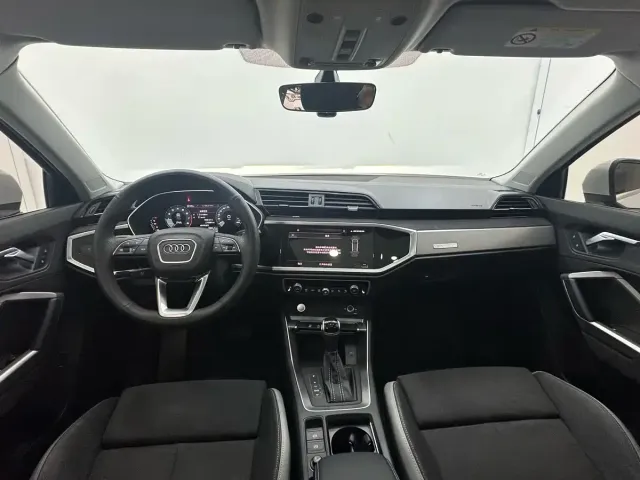 Audi Audi Q3 2022 35 TFSI Progressive Dynamic — Фото автомобиля 12