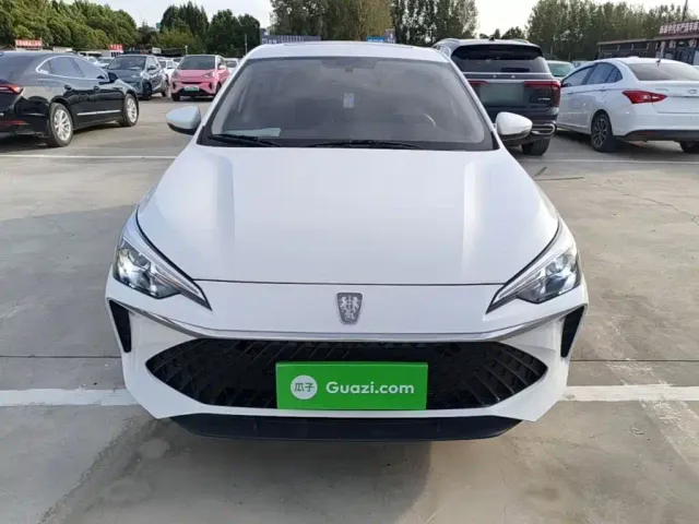 Roewe i5 — Фото автомобиля 2