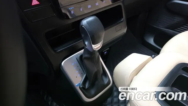 Hyundai Staria — Фото автомобиля 12