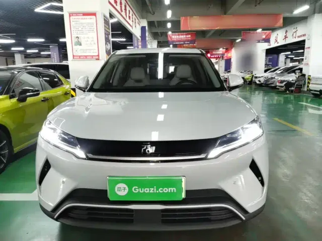 BYD Yuan UP — Фото автомобиля 2