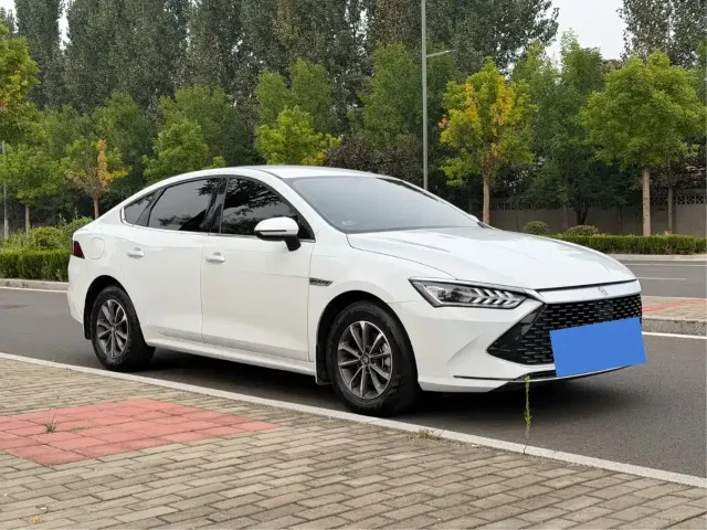 BYD Qin PLUS — Фото автомобиля 3