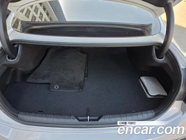 Hyundai Sonata — Фото автомобиля 20