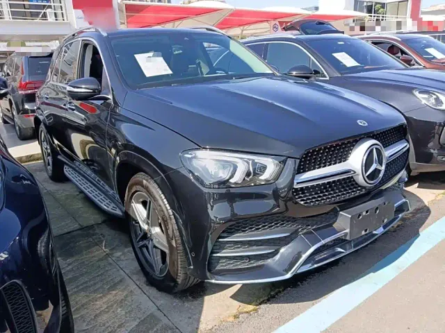 Mercedes-Benz GLE-Class — Фото автомобиля 3