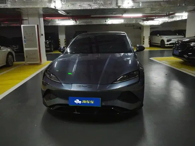 BYD Seal — Фото автомобиля 2