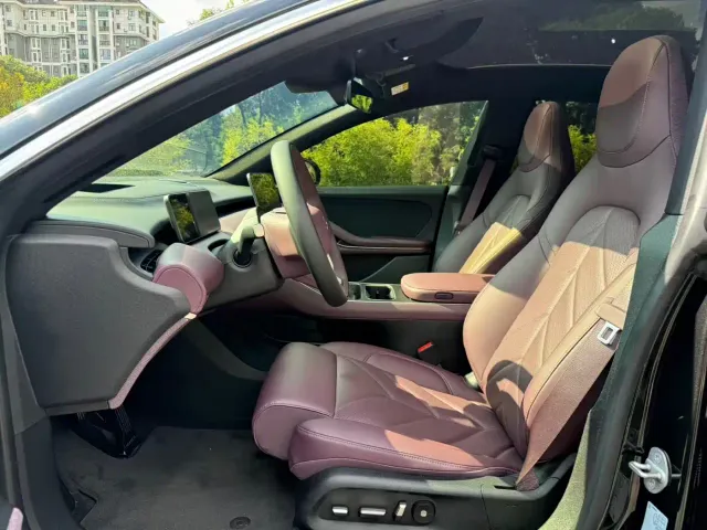 Nio ET5 Touring — Фото автомобиля 11