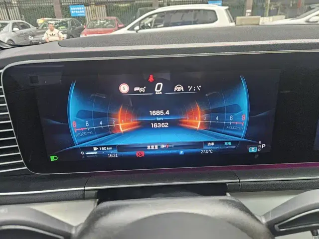 Mercedes-Benz GLE-Class AMG — Фото автомобиля 9