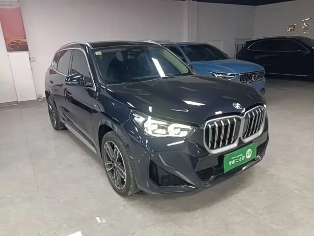 BMW X1 — Фото автомобиля 3