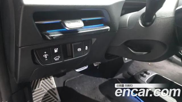 Kia EV6 — Фото автомобиля 14