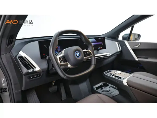 BMW iX — Фото автомобиля 6