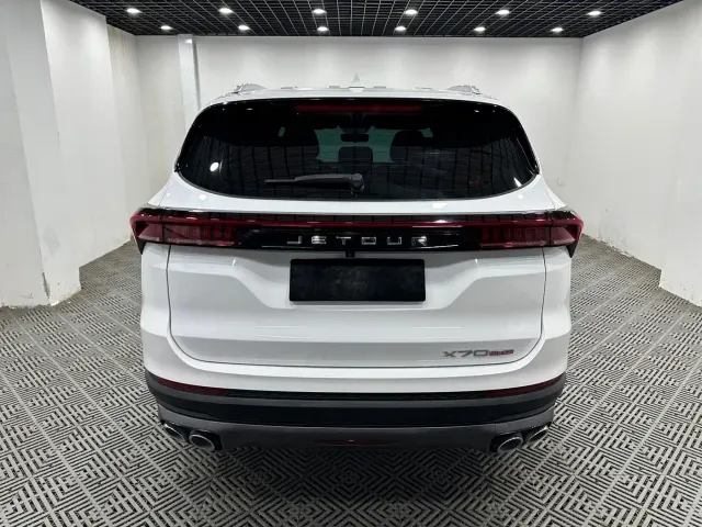 Jetour X70 Plus — Фото автомобиля 8