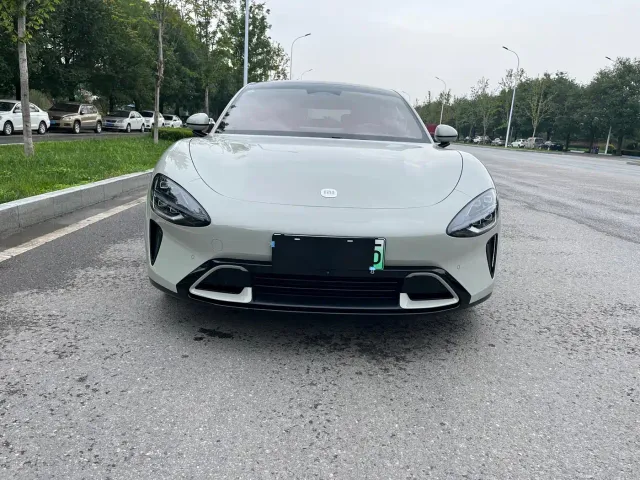 Xiaomi SU7 — Фото автомобиля 2
