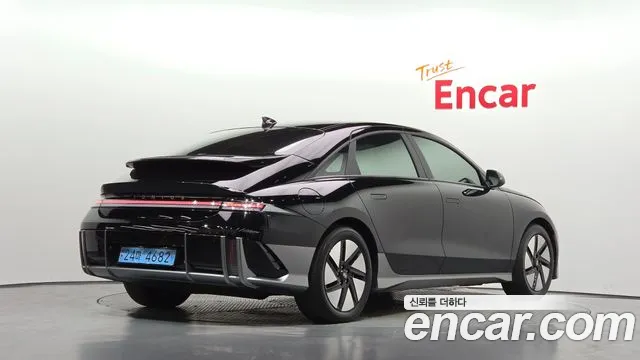 Hyundai Ioniq 6 — Фото автомобиля 2