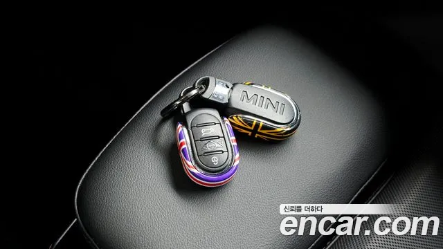 MINI Cooper — Фото автомобиля 24