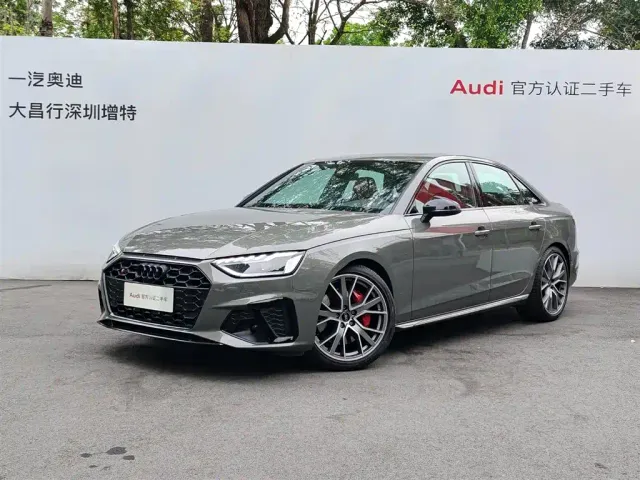 Фотография автомобиля — Audi S4