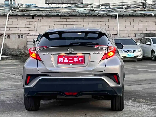 Toyota IZOA — Фото автомобиля 5