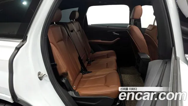 Audi Q7 45 TDI quattro Premium — Фото автомобиля 12