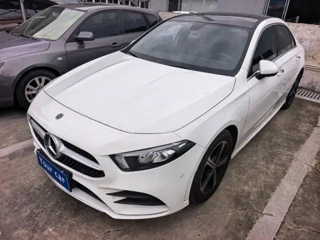 Фотография автомобиля — Mercedes-Benz A-Class