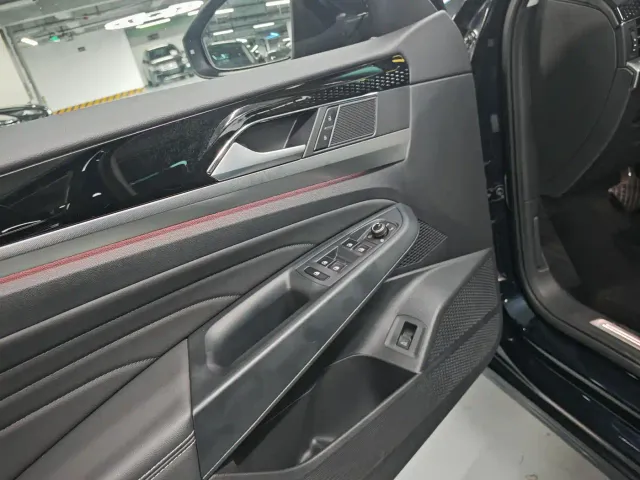 Volkswagen Passat — Фото автомобиля 4