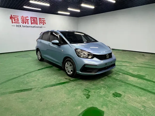 Honda Fit — Фото автомобиля 3