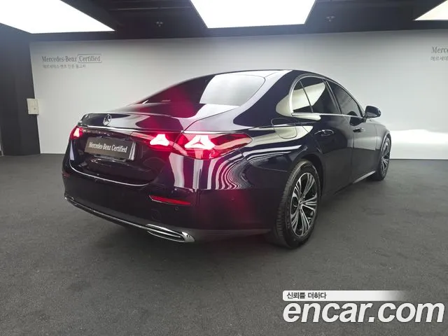 Mercedes-Benz E-Class W214 — Фото автомобиля 2
