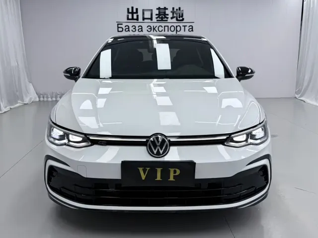 Volkswagen Golf — Фото автомобиля 2