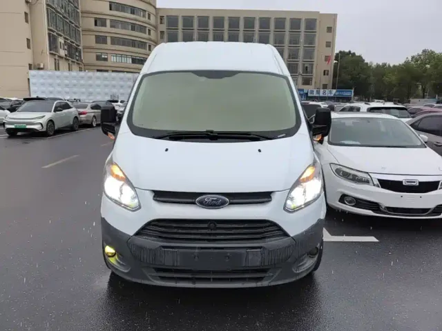 Ford Transit — Фото автомобиля 2