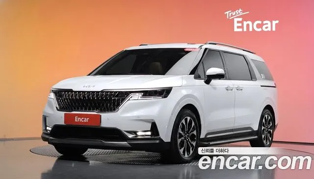 Фотография автомобиля — Kia Carnival 4th Gen