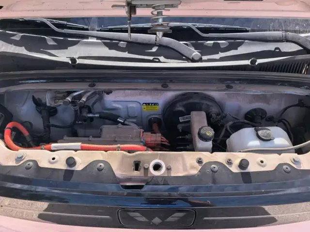 Wuling Hongguang Mini EV — Фото автомобиля 10