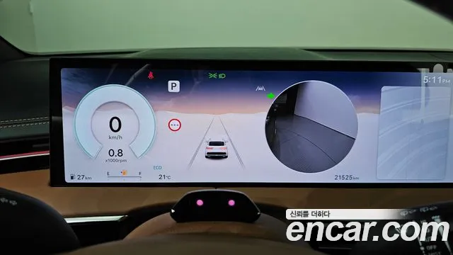 Genesis GV70 — Фото автомобиля 11