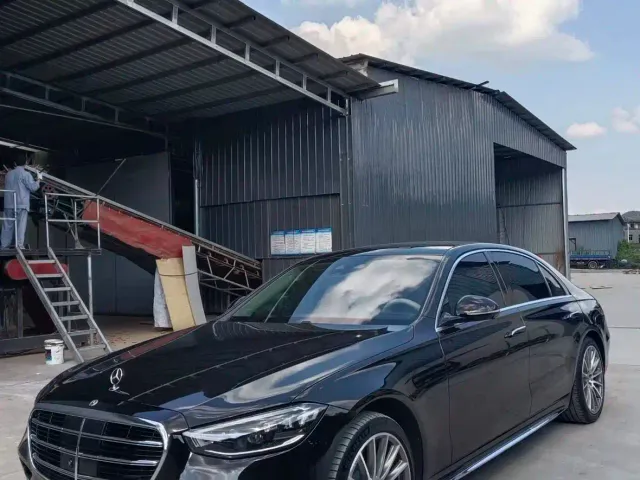Фотография автомобиля — Mercedes-Benz S-Class