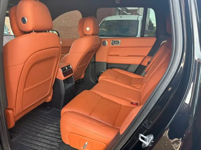 Li Auto L6 — Фото автомобиля 6