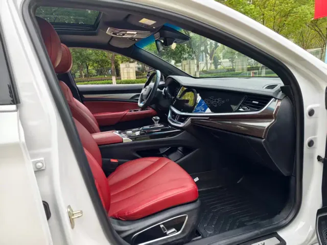 Geely Borui — Фото автомобиля 9