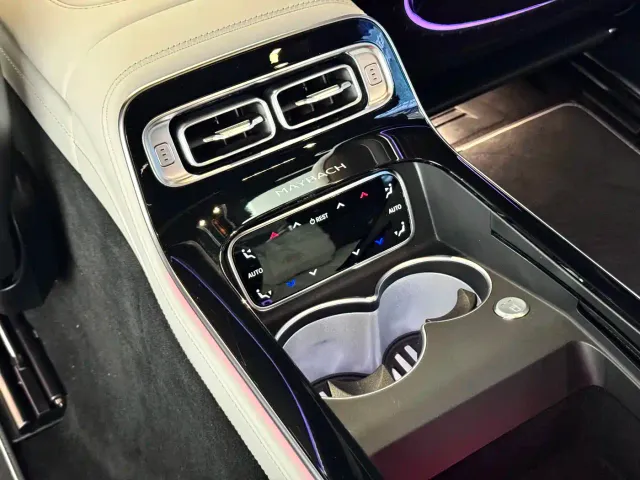 Mercedes-Benz Maybach S-Class — Фото автомобиля 21