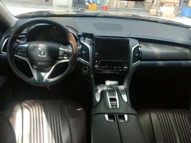 Honda Avancier — Фото автомобиля 11