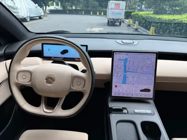 Nio ET5 Touring — Фото автомобиля 12