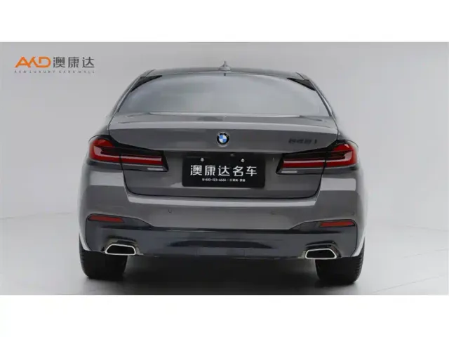 BMW 5 Series — Фото автомобиля 4