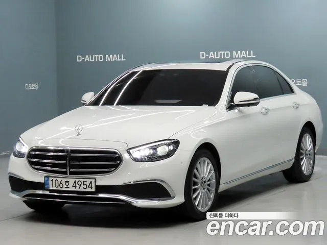 Фотография автомобиля — Mercedes-Benz E-Class W213