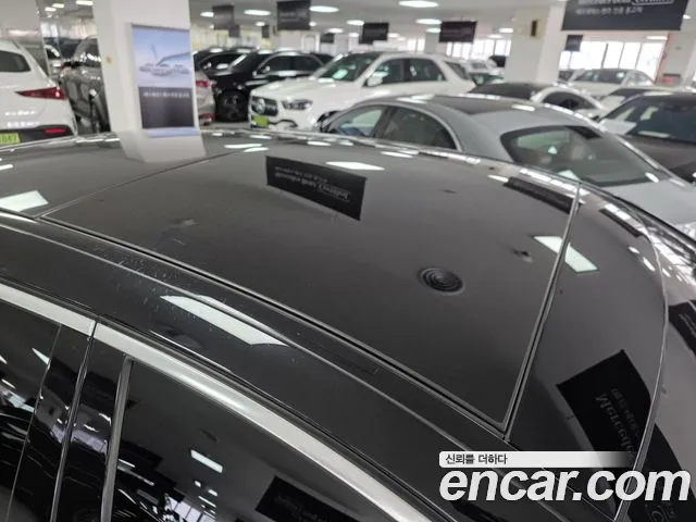 Mercedes-Benz S-Class — Фото автомобиля 12