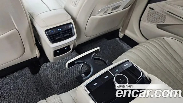 Kia K8 Signature — Фото автомобиля 15